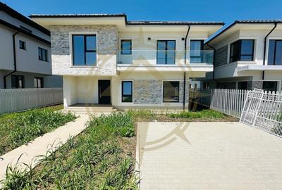 Casă cu 4 camere cu Teren 500 Mp în Corbeanca
