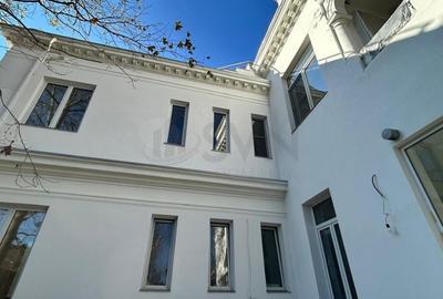 Casă cu 5 camere cu Teren 924 Mp în Ultracentral - 2