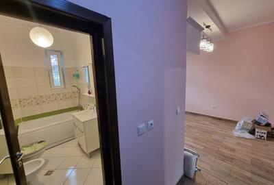 Aviatori-bloc tip vila- 2 camere- renovat recent- boxa pe acte si pod - 6