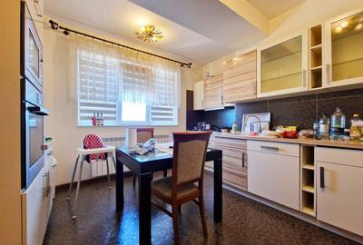 Apartament cu 3 camere decomandat, mobilat în Peninsula - 14