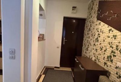 Apartament 2 camere, decomandat - zona Timisu de Jos - 1