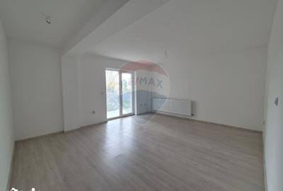 Apartament cu 3 camere decomandat în Kogălniceanu - 11