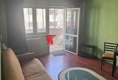 Garsonieră decomandată în Torontalului - 2