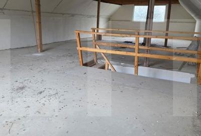 Casă cu 4 camere cu Teren 800 Mp în Dalnic - 2