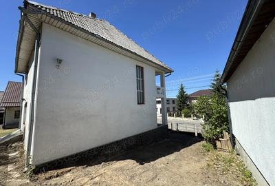 Casă cu Teren 1662 Mp în Remeți - 6