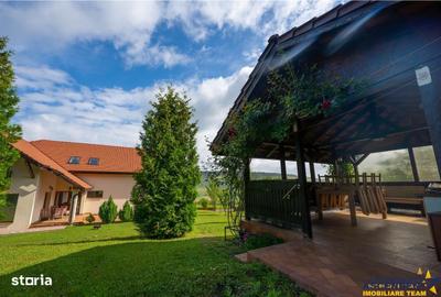 Casă cu 9 camere decomandat cu Teren 1750 Mp în Central - 12