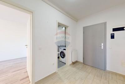 Apartament cu 2 camere decomandat în Tractorul - 7