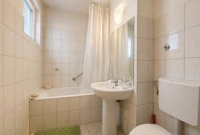 Apartament cu 4 camere decomandat, mobilat în P-ța Romană - 5