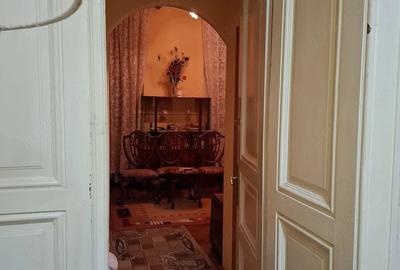 Apartament cu 3 camere semidecomandat în P-ța Maria - 2