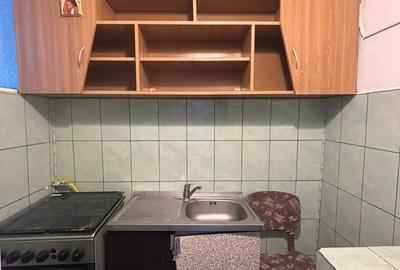 De vanzare garsoniera, etaj intermediar, mobilata si utilata, 26.500 euro - 1