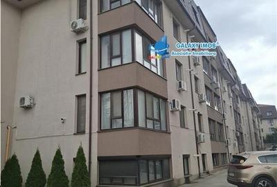Apartament cu 2 camere semidecomandat, mobilat în Dobroești