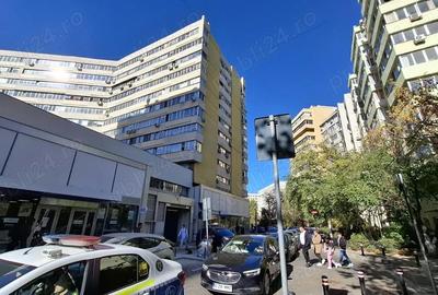Apartament cu 2 camere decomandat în Bucur Obor - 1