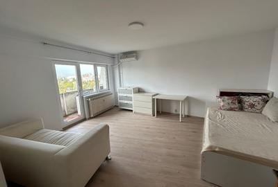 Garsonieră decomandată, mobilată în Titan - 5