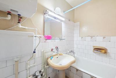 Apartament cu 3 camere semidecomandat în Central - 8