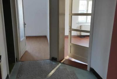 Ap 2 camere dec etj 1 Progresul - 4