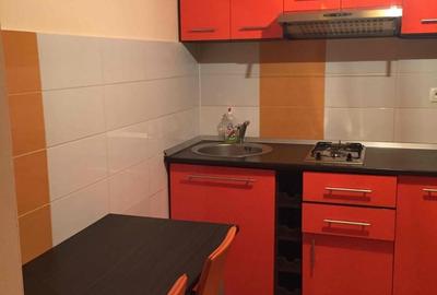 Garsonieră semidecomandată în P-ța Victoriei - 2