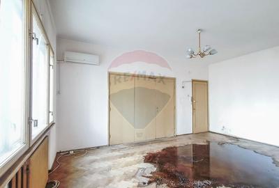 Apartament cu 3 camere semidecomandat în Magheru - 17