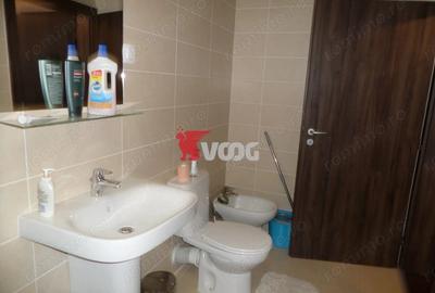 Apartament cu 3 camere decomandat în Circumvalațiunii - 12
