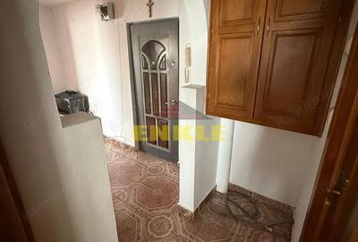 De vanzare apartament 2 camere decomandat Zona Bucovina - 3