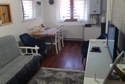 Apartament cu 3 camere semidecomandat în Central - 6