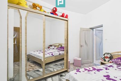 Două case, curte mare, lângă Castelul Corvinilor - 5