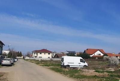 Teren Construcții intravilan de 699 mp, în Torontalului