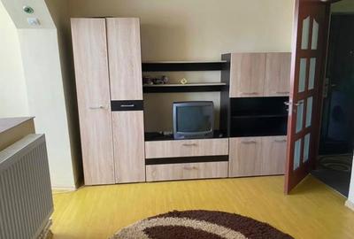 Garsonieră semidecomandată în Central - 2