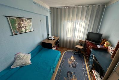 Apartament spatios cu 3 camere, 72 mp utili, etaj 4/4 – zona SUD - 5