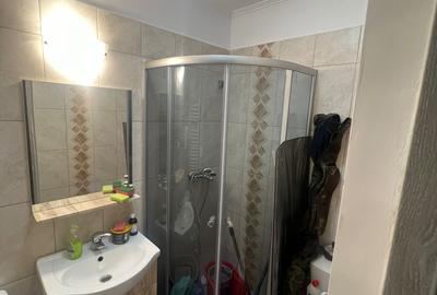 Casa la sol, renovata ,caramida, pentru locuit sau spatiu birouri, zona  buna - 9