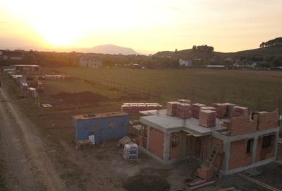 Teren superb,strada Molidului,complex Lempes Village,500-600mp,65euro mp - 1