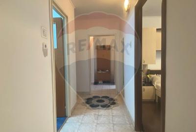 DE VANZARE Apartament cu 2 camere in zona Titan - 18