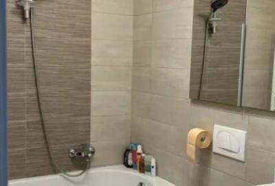 Apartament cu 2 camere decomandat în Tractorul - 4