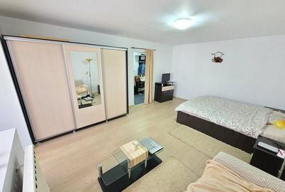 Garsonieră decomandată în Vitan - 2