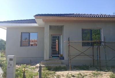 VANZARE CASA PARTER, DEZVOLTATOR, UTVIN - 2