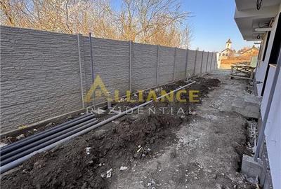 Casă cu 4 camere cu Canalizare în Central - 6