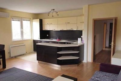 De vanzare 2 camere in zona Rulmentul - 3