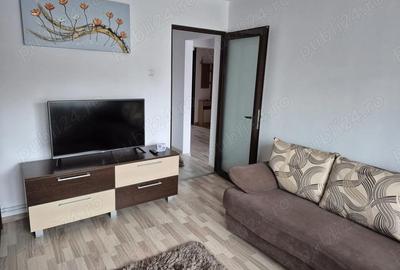 Apartament cu 3 camere decomandat în Între Lacuri - 2