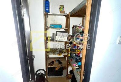 Apartament cu 4 camere decomandat în Narcisa - 8