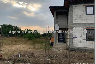 Teren de 365 mp, în Central - 1