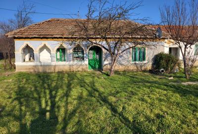 Casă cu 3 camere în Moșești - 2