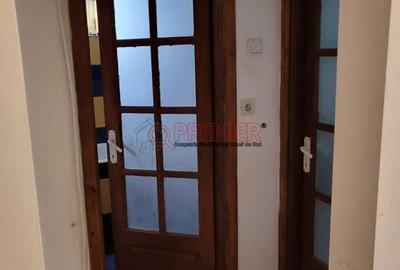 Apartament cu 4 camere în Berceni - 17
