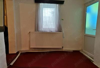 Casă cu 2 camere cu Teren 100 Mp în Bereasca