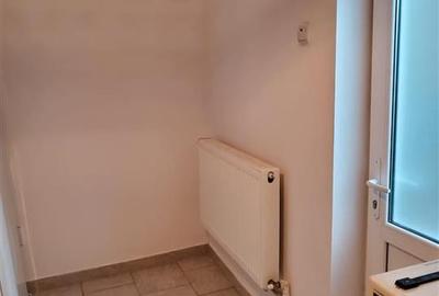 Duplex cu 5 camere cu Canalizare în P-ța Alba Iulia - 7