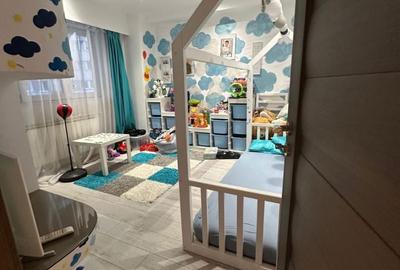 Apartament cu 4 camere în Central - 2