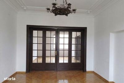 Apartament cu 3 camere în Moșilor - 6