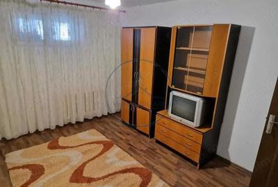 Apartament 3 camere-75mp- Bd Independentei - 3