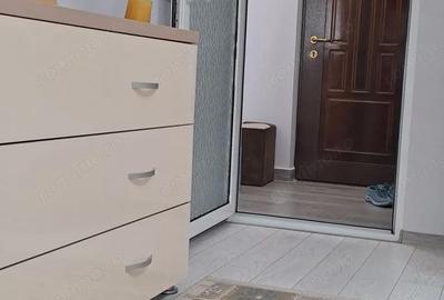 Garsonieră decomandată în Central - 7