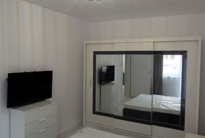 Apartament cu 2 camere decomandat în Vest
