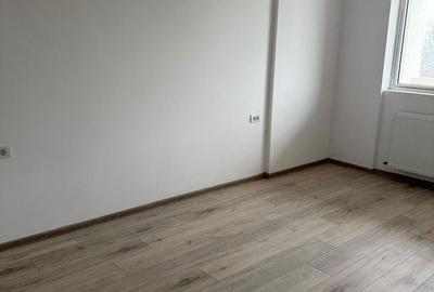 Apartament cu 3 camere în Central - 1