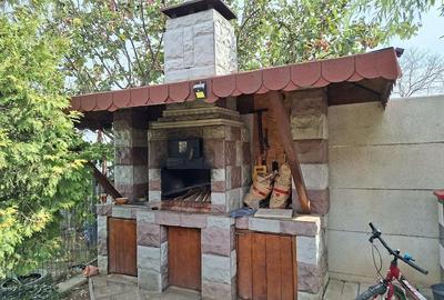 Casă cu 2 camere cu Teren 1000 Mp în Central - 1